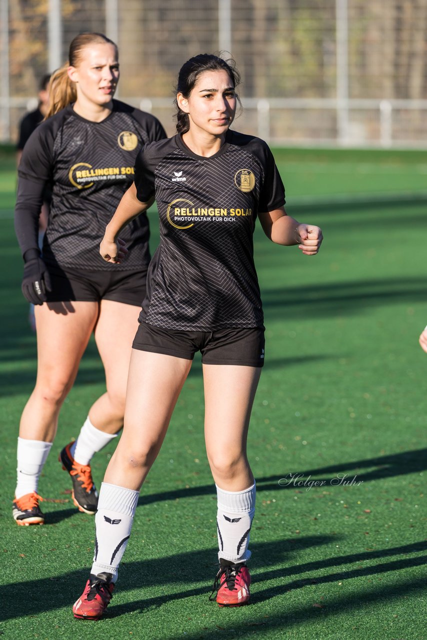 Bild 328 - wBJ VfL Pinneberg2 - Eimsbuttler TV 3 : Ergebnis: 5:0